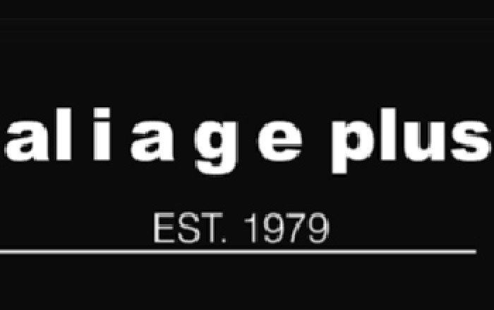 Γυναικεία Ενδύματα