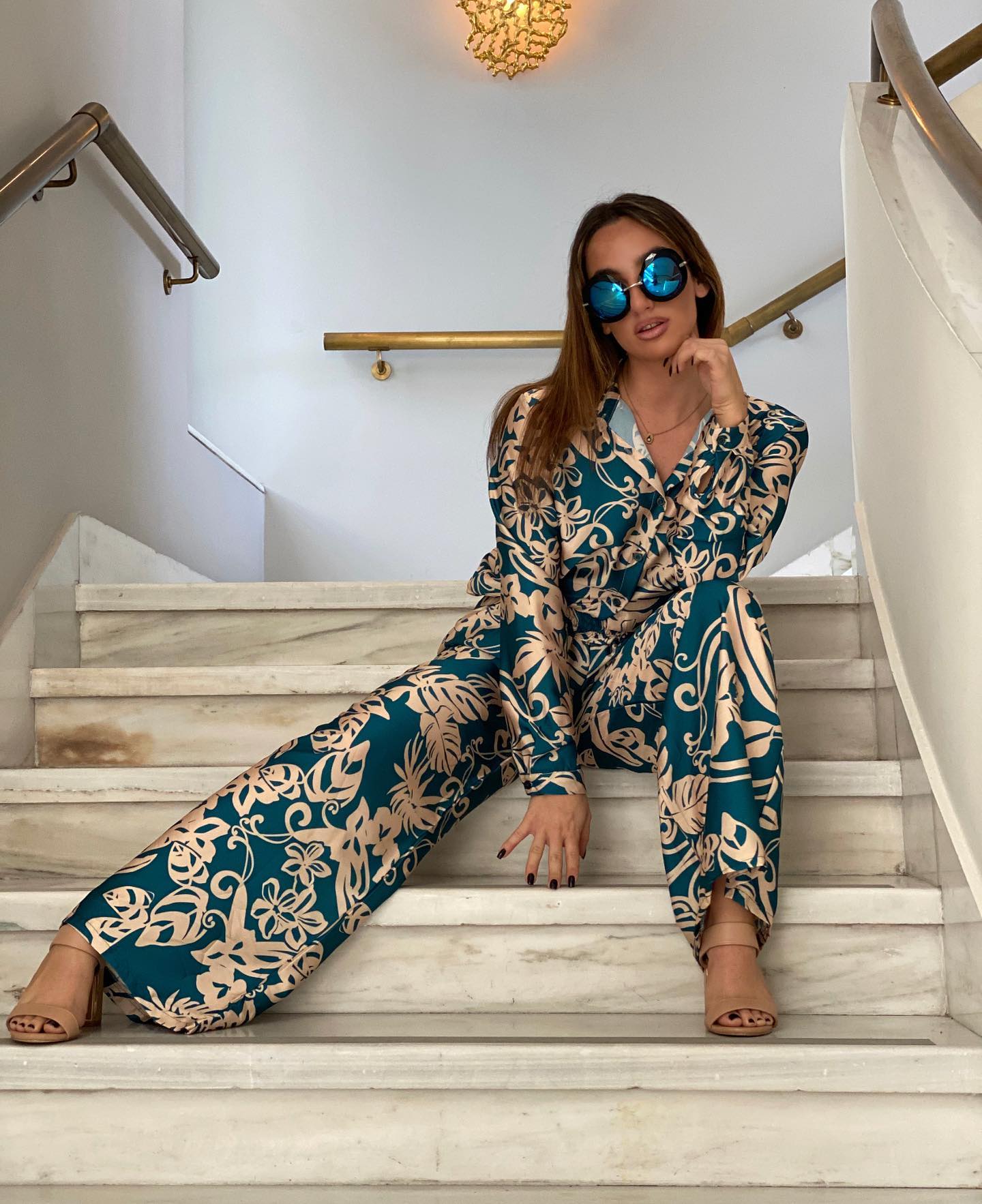 Γυναικεία Ενδύματα