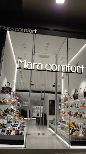 Γυναικεία υποδήματα και τσάντες