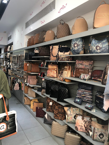 Γυναικείες Τσάντες & Αξεσουάρ