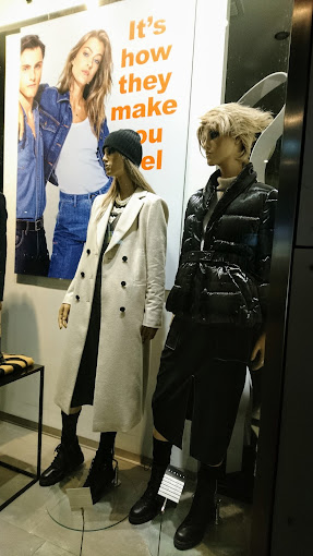 Κατάστημα Ανδρικών και Γυναικείων Ενδυμάτων