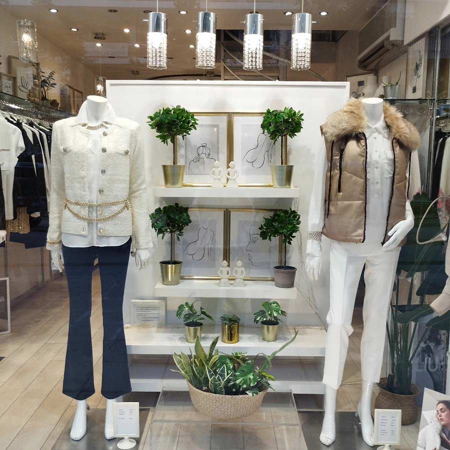 Γυναικεία Ενδύματα